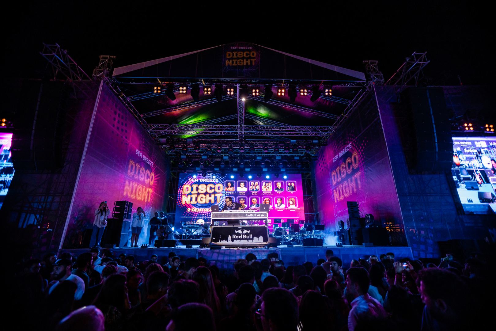 Потрясающий вечер в Sea Breeze с Эйюбом Ягубовым, Джаваном Зейналлы, Фуадом Мусаевым  и Натаван Джабизаде (ВИДЕО, ФОТО)