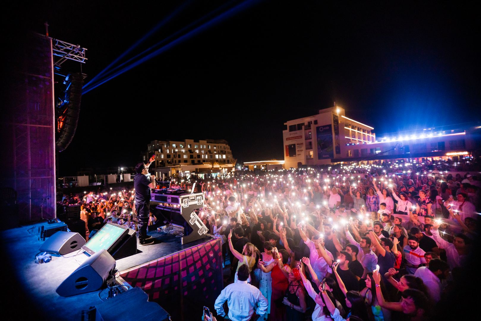 Потрясающий вечер в Sea Breeze с Эйюбом Ягубовым, Джаваном Зейналлы, Фуадом Мусаевым  и Натаван Джабизаде (ВИДЕО, ФОТО)