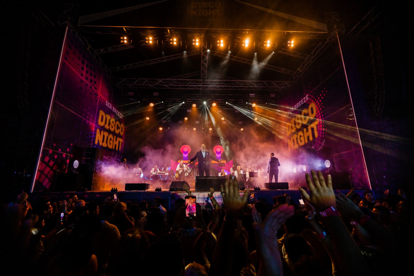 Потрясающий вечер в Sea Breeze с Эйюбом Ягубовым, Джаваном Зейналлы, Фуадом Мусаевым  и Натаван Джабизаде (ВИДЕО, ФОТО)