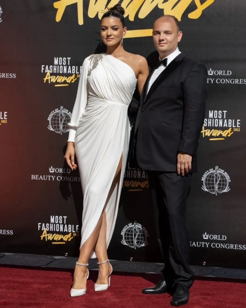 Азербайджанцев в замке Дракулы встретили торжественным пушечным залпом, был проведен рыцарский турнир (ВИДЕО, ФОТО)