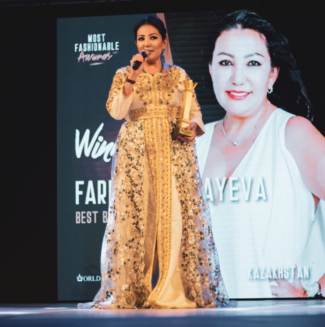 Азербайджанцев в замке Дракулы встретили торжественным пушечным залпом, был проведен рыцарский турнир (ВИДЕО, ФОТО)