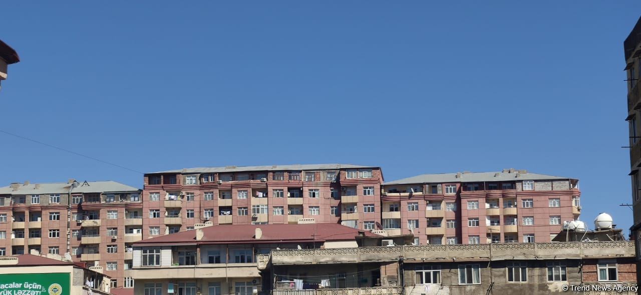 Эксперт о строительстве мансардных квартир в зданиях в одном из районов Баку