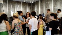 До конца учебного года роста цен на школьную форму не ожидается - репортаж из Бакинского швейного дома