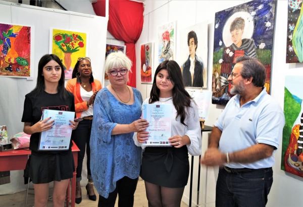 Восторг от таланта! В Париже открылась выставка юных азербайджанских художников (ФОТО/ВИДЕО)