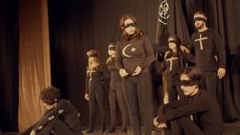 Впервые в Азербайджане представлен спектакль с закрытыми глазами  (ФОТО)