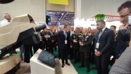 Закир Гасанов и Яшар Гюлер посетили выставку ADEX (ФОТО)