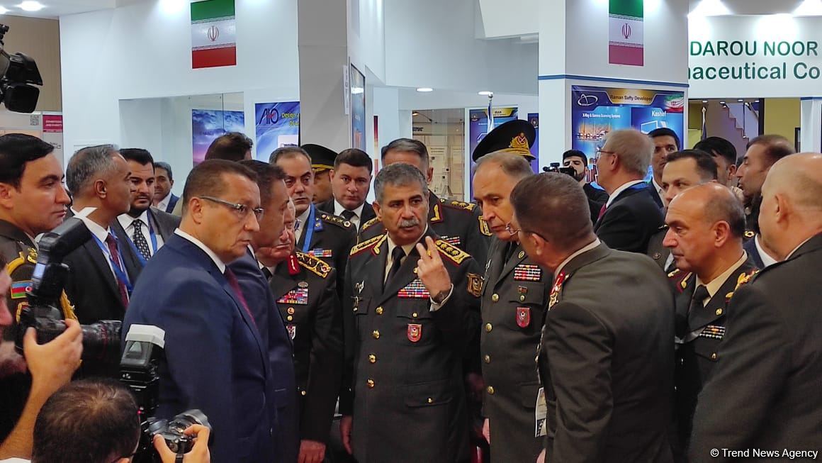 Закир Гасанов и Яшар Гюлер посетили выставку ADEX (ФОТО)