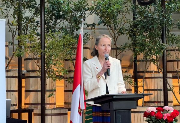 Названы сроки проведения заседания совместной экономической комиссии между Азербайджаном и Швейцарией (ФОТО)