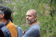 Иностранные путешественники посетили Азыхскую пещеру (ФОТО)