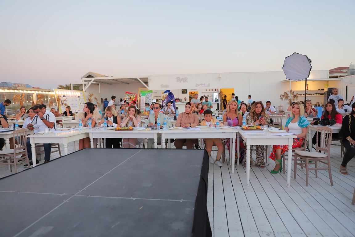 На бакинском побережье Каспия прошло модное дефиле World Fashion Kids Azerbaijan (ФОТО)