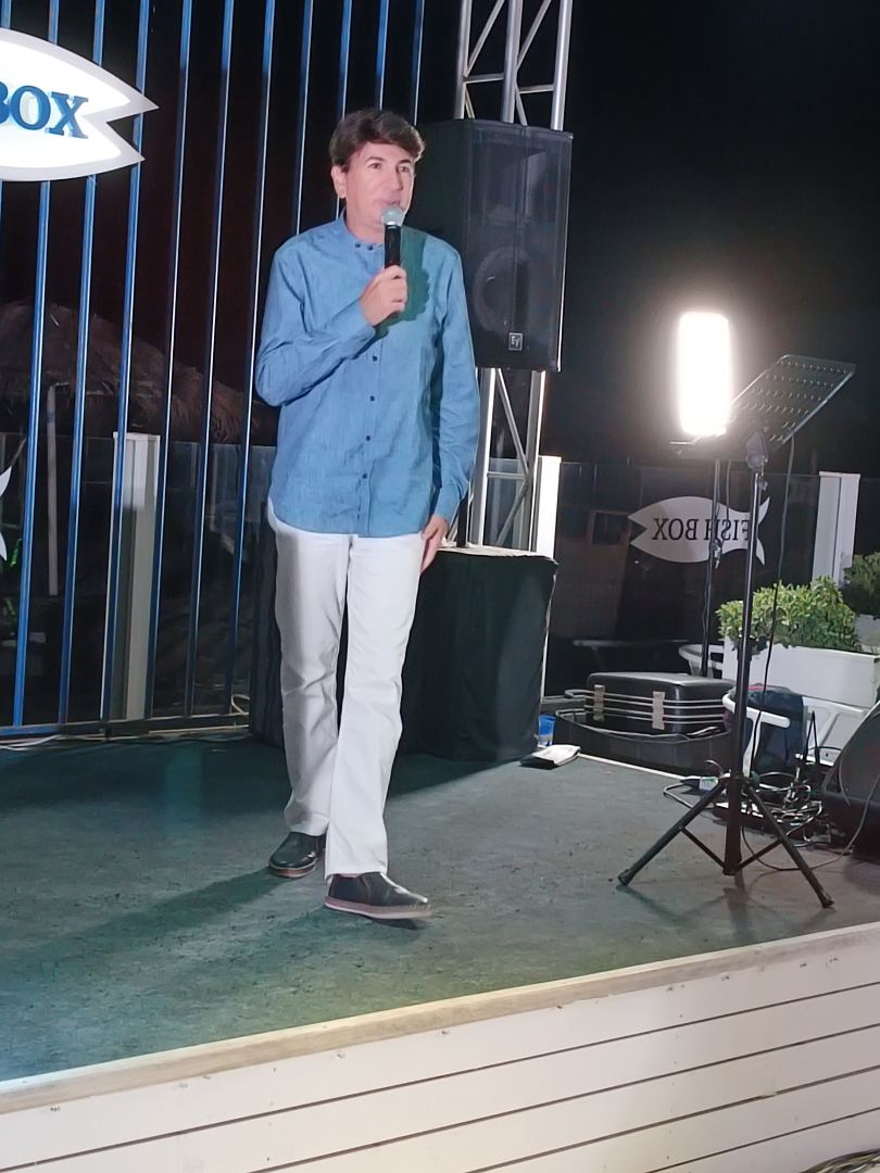 Ласковая осень в Баку -  "Розовый вечер" на берегу Каспия. Концерт памяти Юрия Шатунова (ВИДЕО, ФОТО)