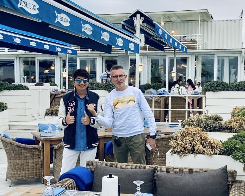 Ласковая осень в Баку -  "Розовый вечер" на берегу Каспия. Концерт памяти Юрия Шатунова (ВИДЕО, ФОТО)