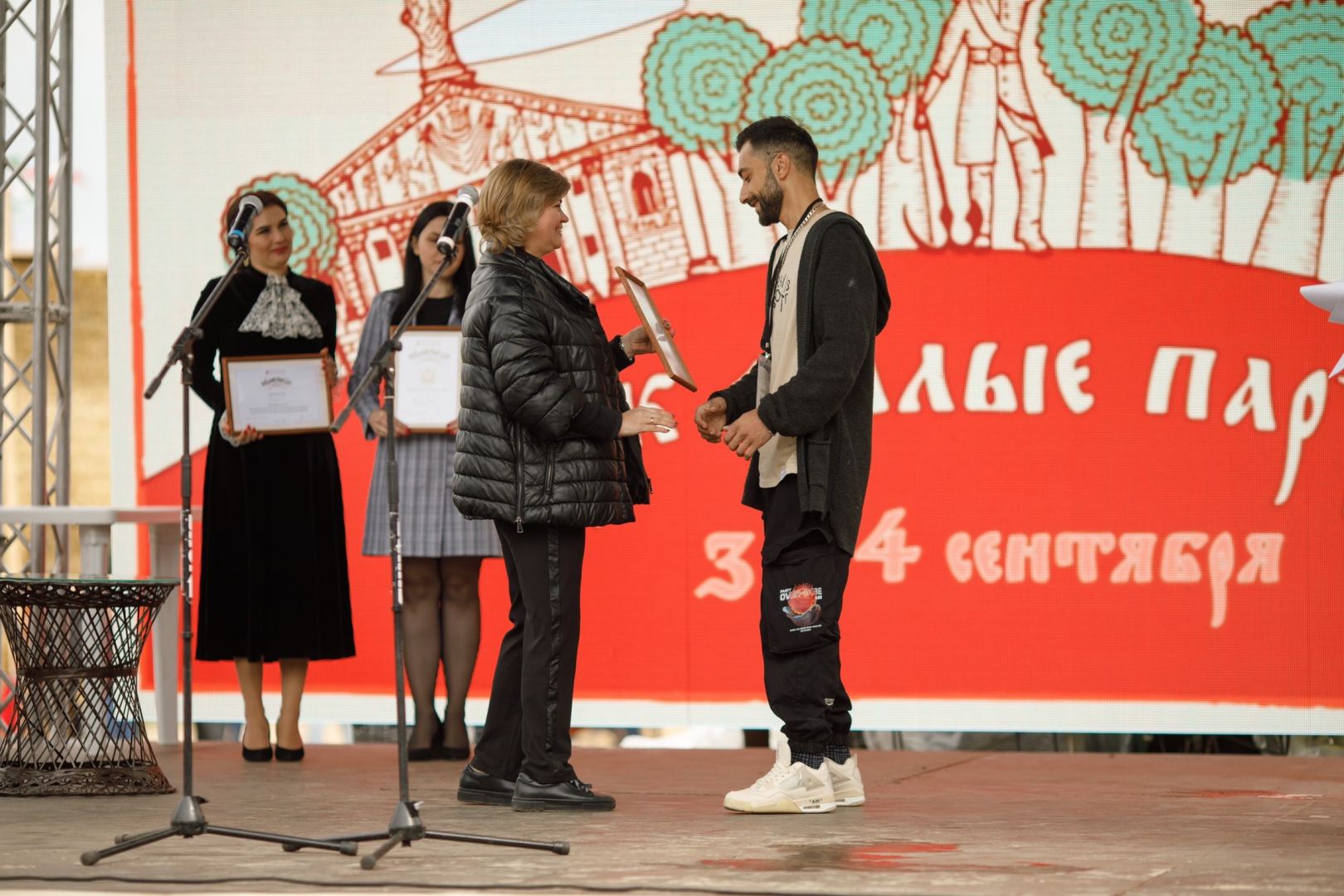 Работы азербайджанского флориста признаны одними из лучших в России (ФОТО)