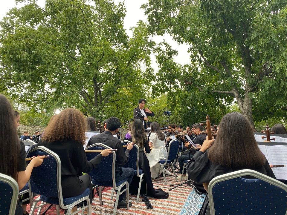 В Шуше прошла церемония награждения победителей Республиканского конкурса "Бюльбюль -125" (ФОТО)