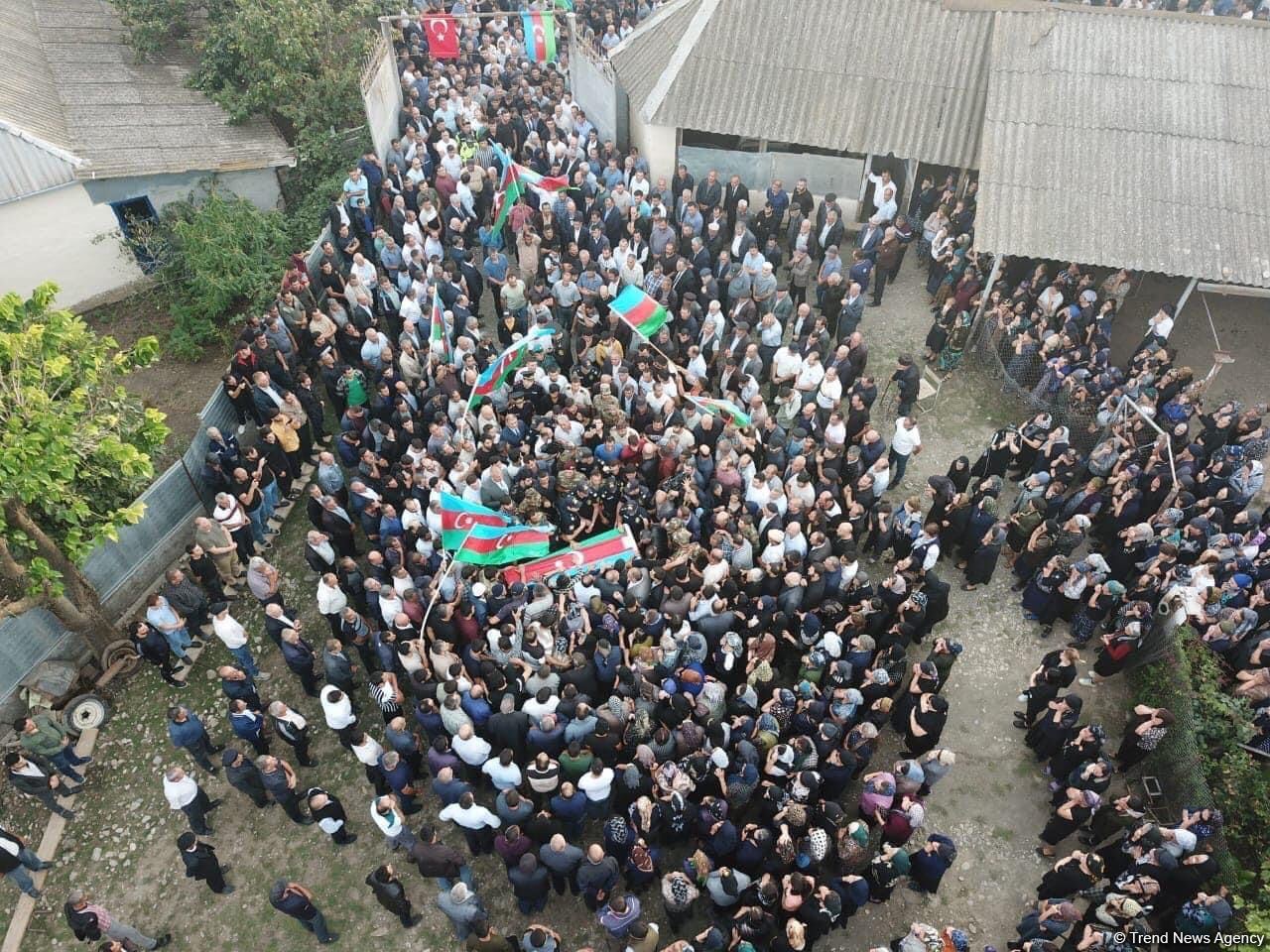 Шехид Гадим Халилов похоронен в Исмаиллинском районе (ФОТО)