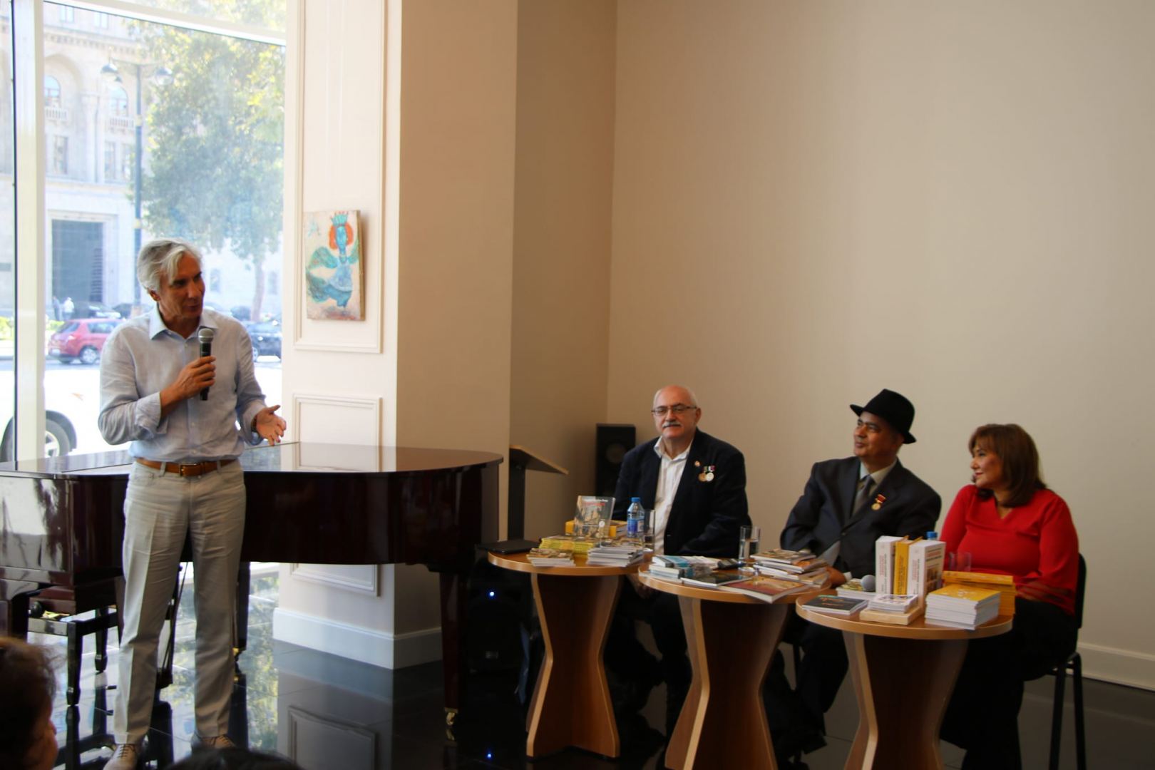 Писатели из Египта и России провели в Баку творческую встречу (ФОТО)