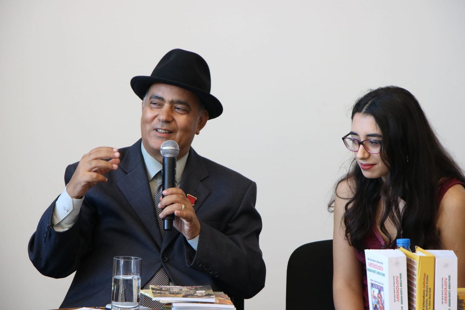 Писатели из Египта и России провели в Баку творческую встречу (ФОТО)