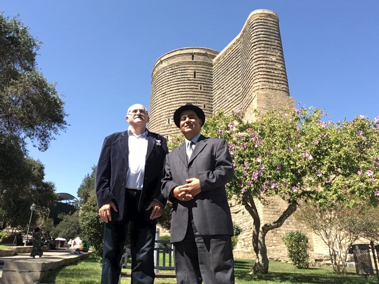 Писатели из Египта и России провели в Баку творческую встречу (ФОТО)