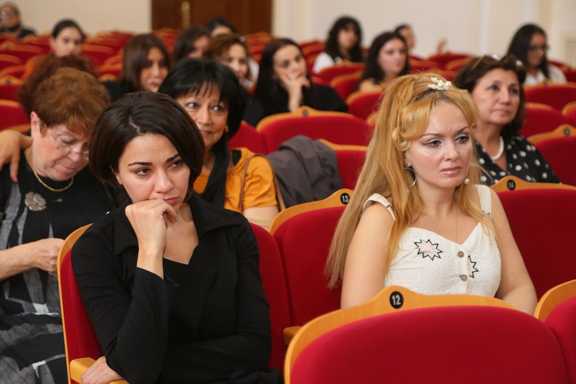 Учить не буду… - в Баку прошел мастер-класс известной пианистки и педагога Рены Шерешевской (ФОТО/ВИДЕО)