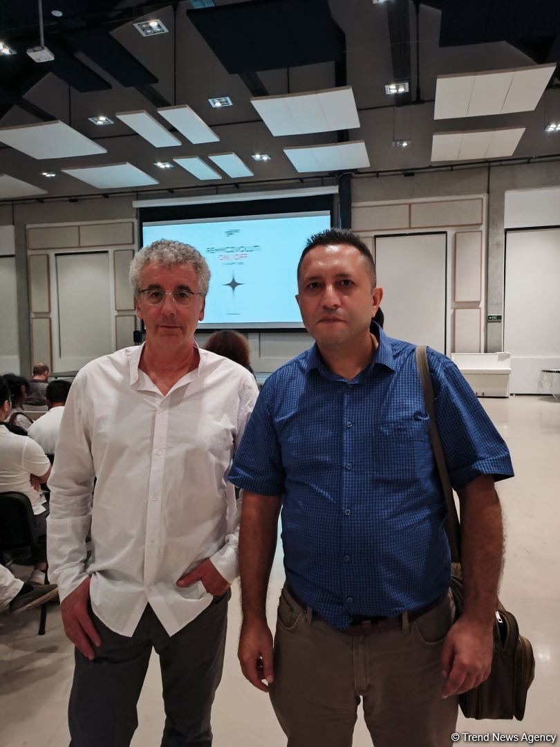 Революция против эволюции… В Баку открылся Международный фестиваль кино DokuBaku (ФОТО)