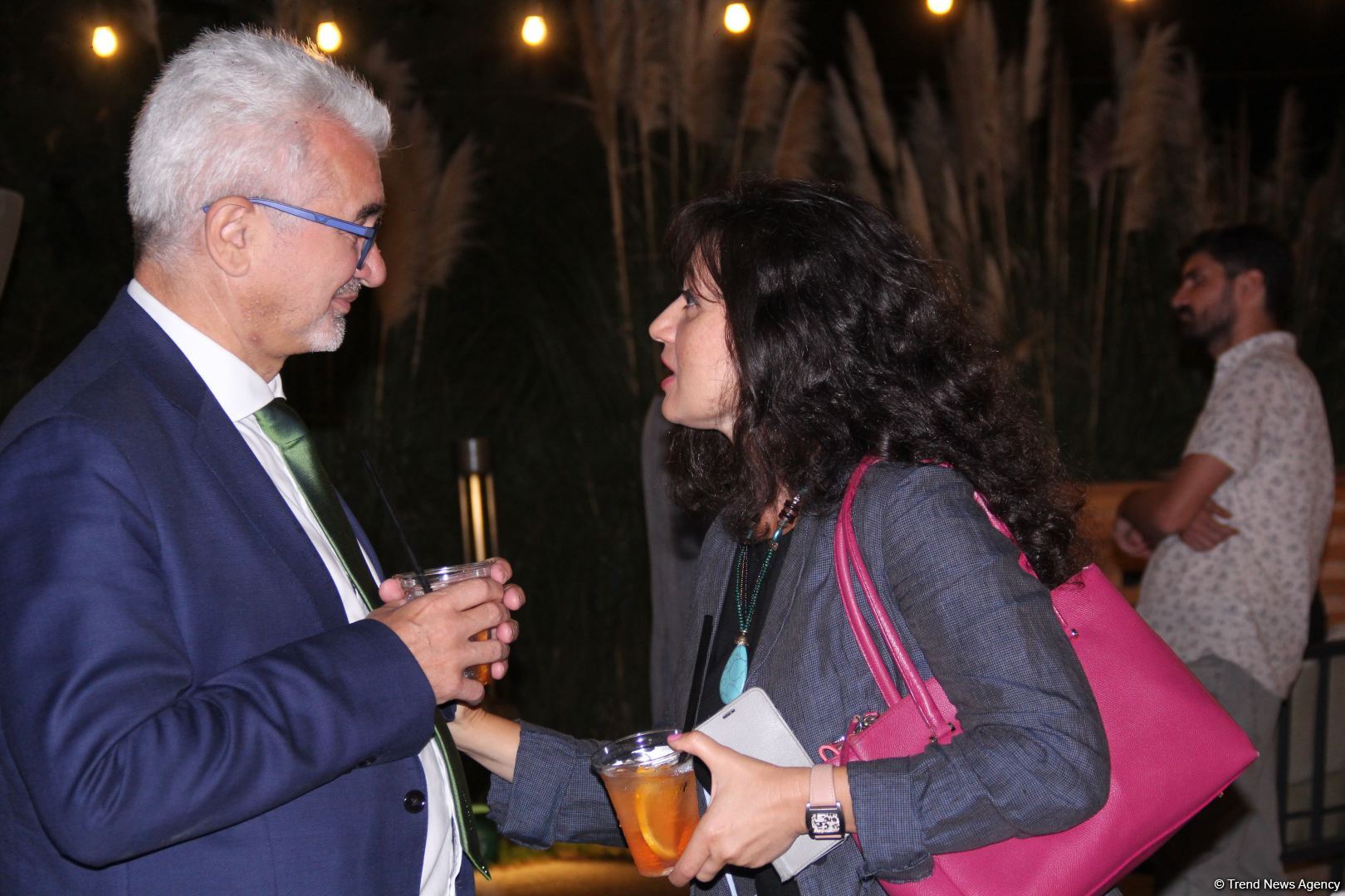 Революция против эволюции… В Баку открылся Международный фестиваль кино DokuBaku (ФОТО)