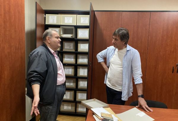 Лауреат Каннского кинофестиваля представил свои фильмы в Баку (ФОТО)