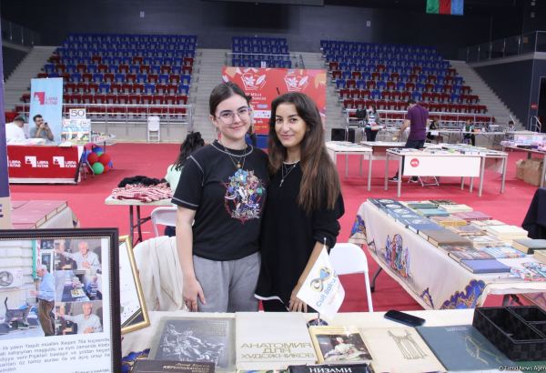 В Баку открылась  IV Национальная книжная выставка-продажа (ФОТО)