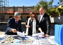 Президент Ильхам Алиев и Первая леди Мехрибан Алиева посетили в Шуше мечеть Юхары Говхарага, прочли молитвы в память о шехидах (ФОТО)