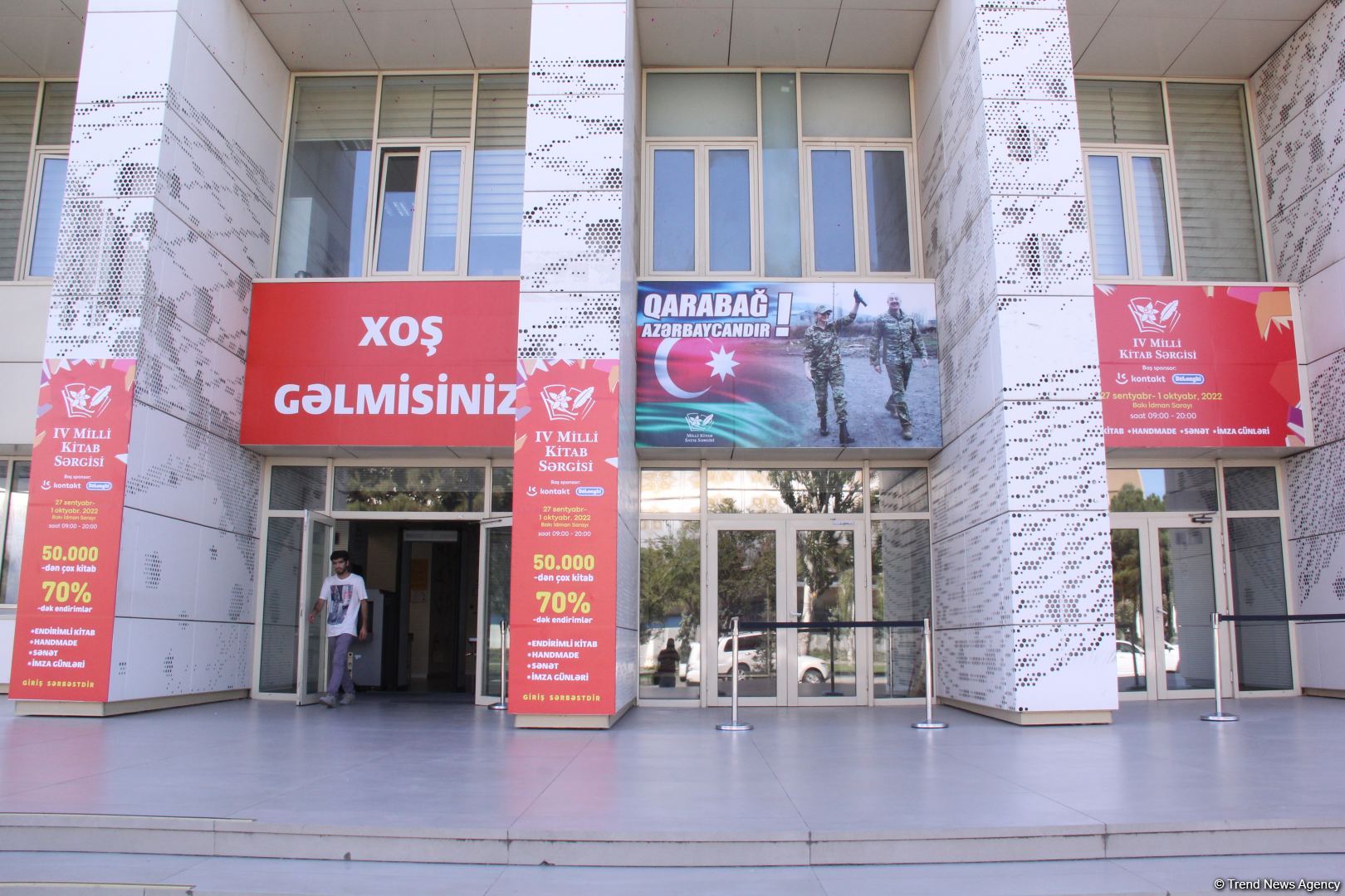 В Баку открылась  IV Национальная книжная выставка-продажа (ФОТО)