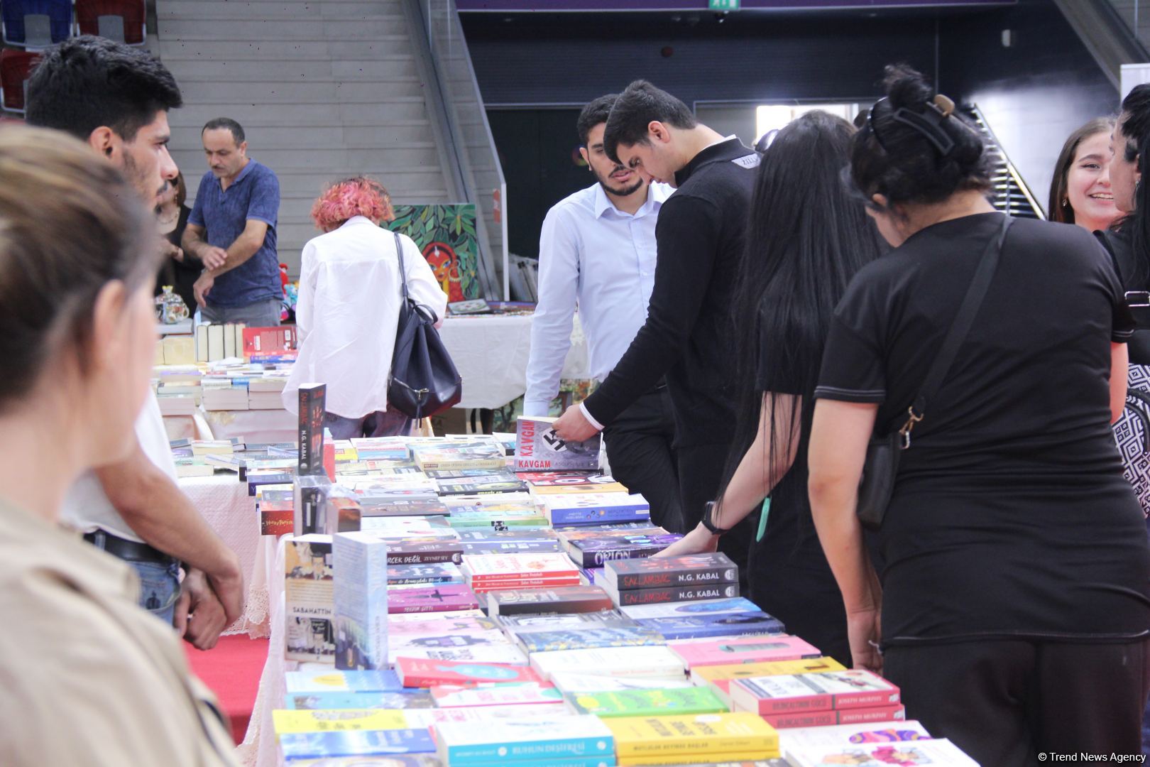 В Баку открылась  IV Национальная книжная выставка-продажа (ФОТО)
