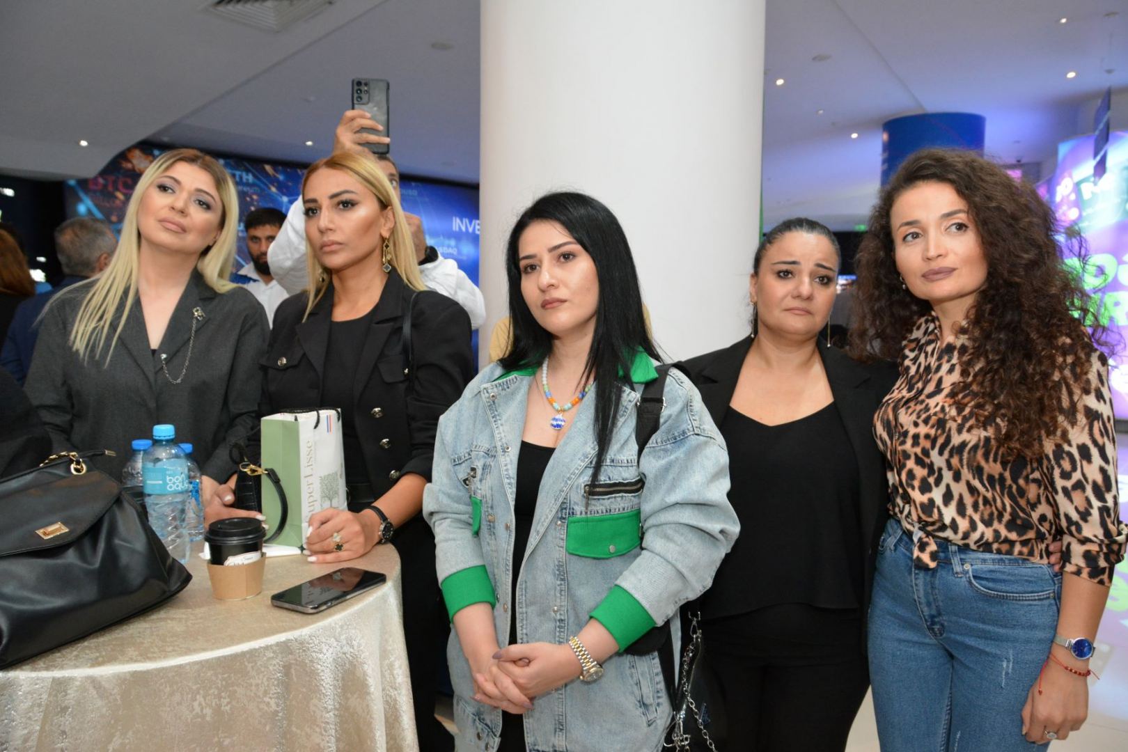 О судьбах и трагедиях женщин первой и второй Карабахских войн с разницей почти в 30 лет… (ВИДЕО, ФОТО)