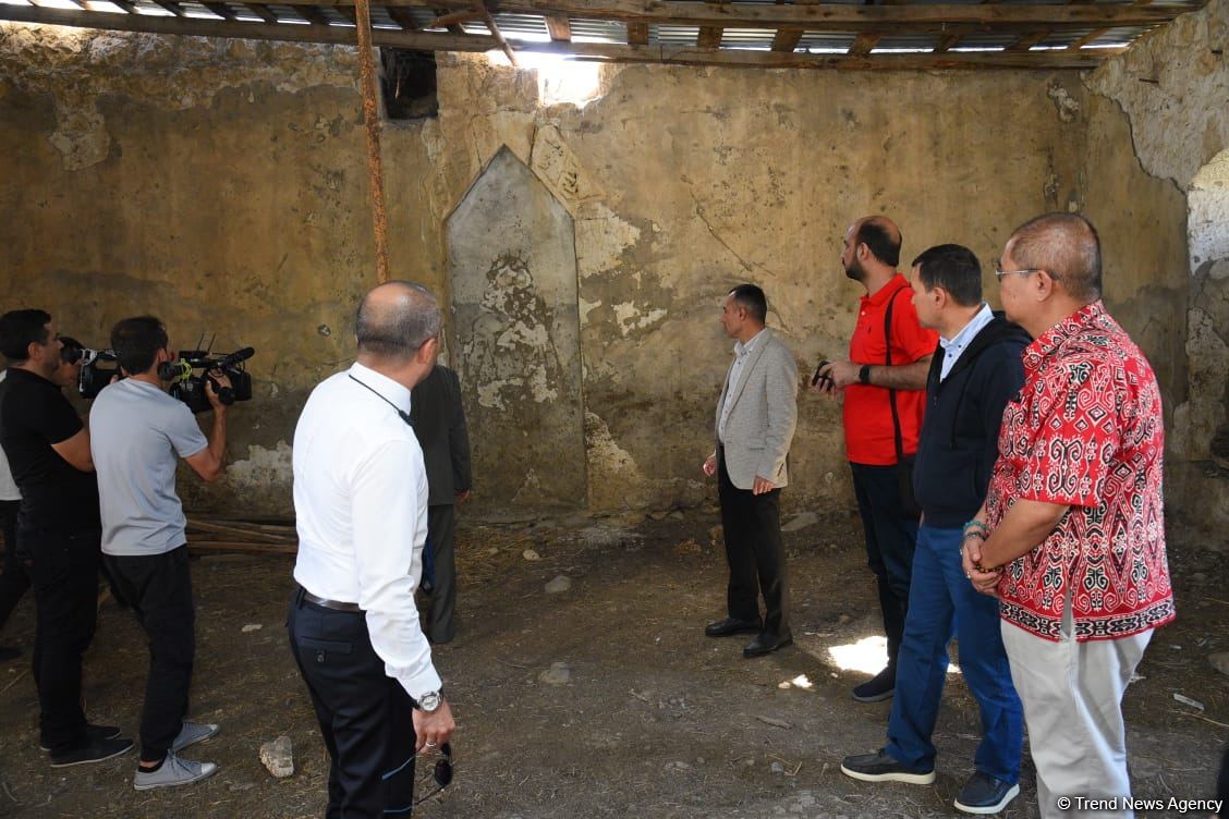 Начался визит на освобожденные территории участников I Форума мозговых центров Азербайджана (ФОТО)