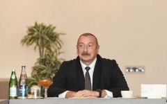 Президент Ильхам Алиев встретился с представителями бизнес-кругов Болгарии (ФОТО/ВИДЕО)