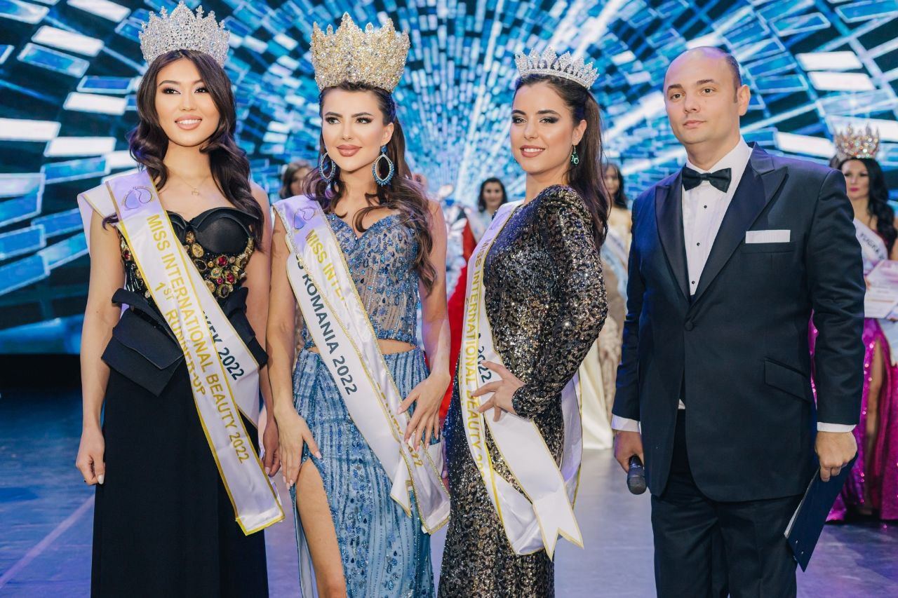 В Баку определились победительницы Международного конкурса красоты и моделей среди успешных женщин (ВИДЕО, ФОТО)