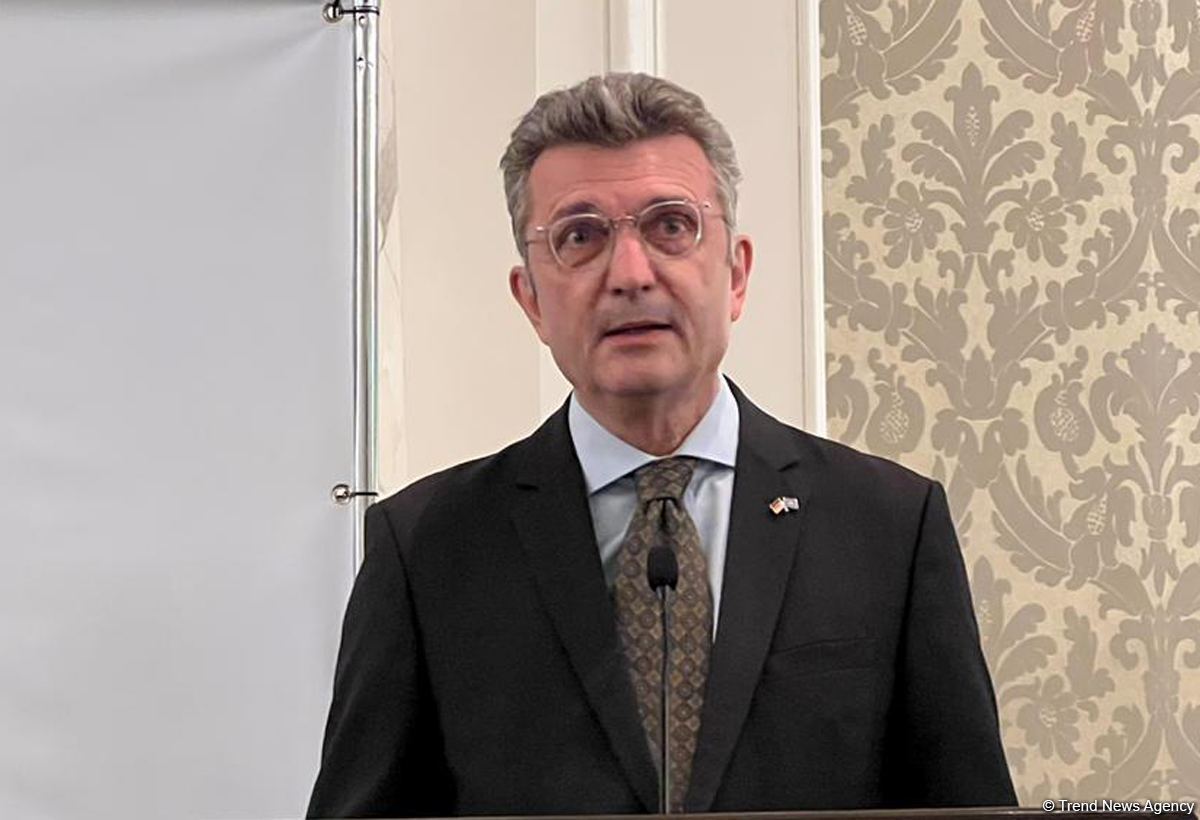 Посол Германии в Азербайджане выразил соболезнования в связи с авиакатастрофой