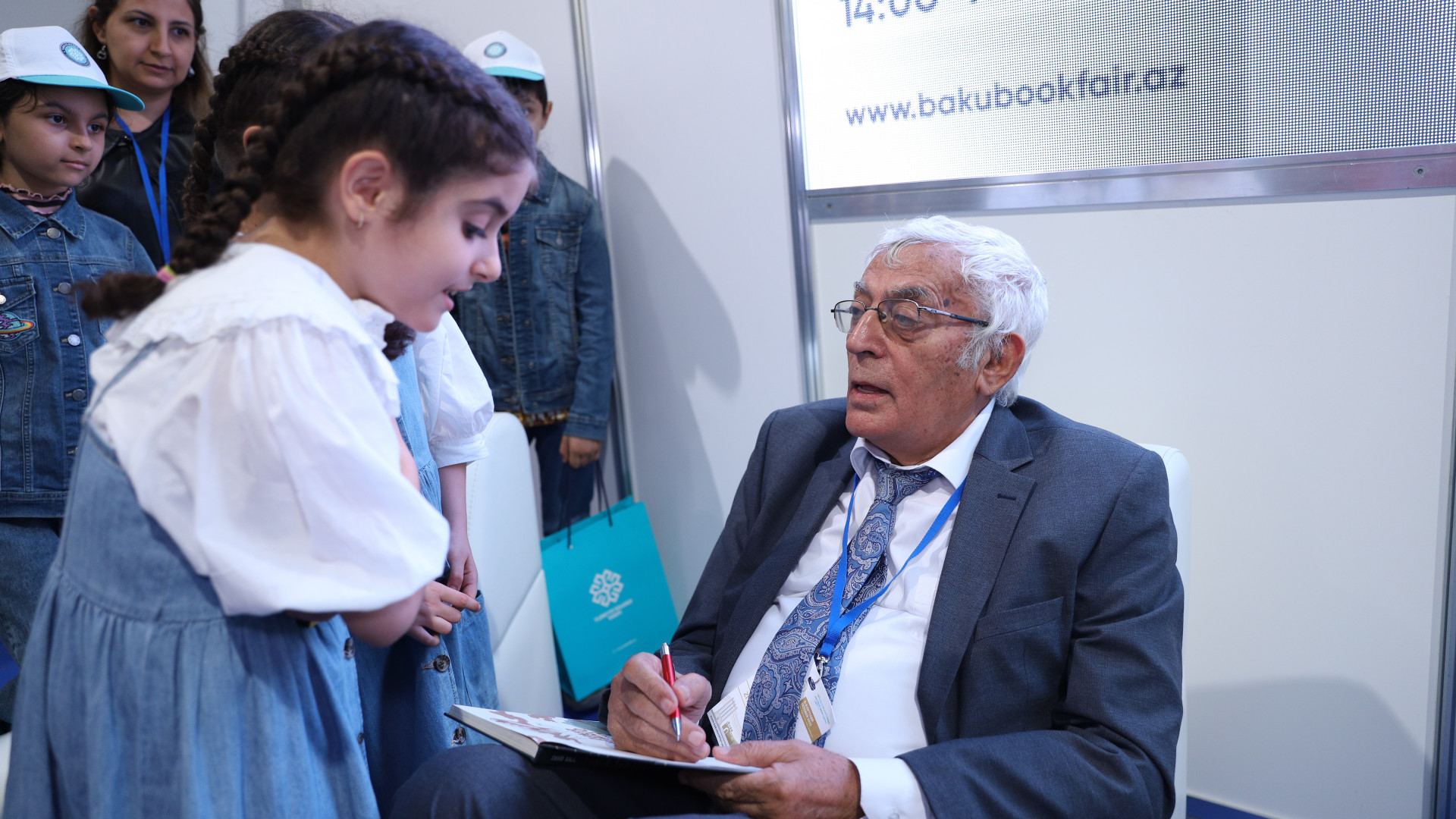 На Baku International Book Fair прошла презентация книг для детей, посвященных "Году города Шуша" (ФОТО)