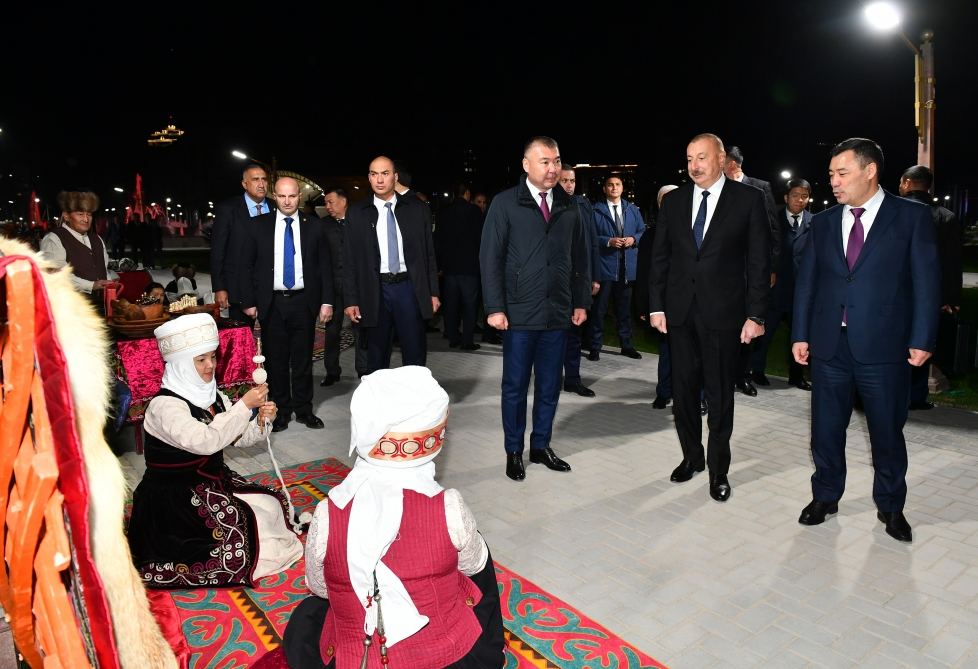 Президент Ильхам Алиев и Президент Садыр Жапаров приняли участие в открытии Парка кыргызско-азербайджанской дружбы в Бишкеке (ФОТО/ВИДЕО)
