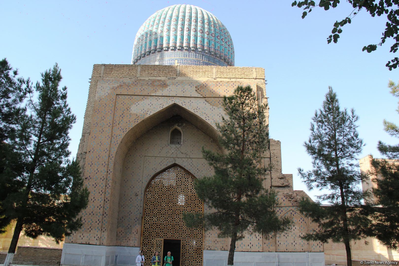 Путешествие в Самарканд – легенды о любви Амира Тимура и Биби-ханым, или Азербайджанское зодчество  (ВИДЕО, ФОТО, часть 2)