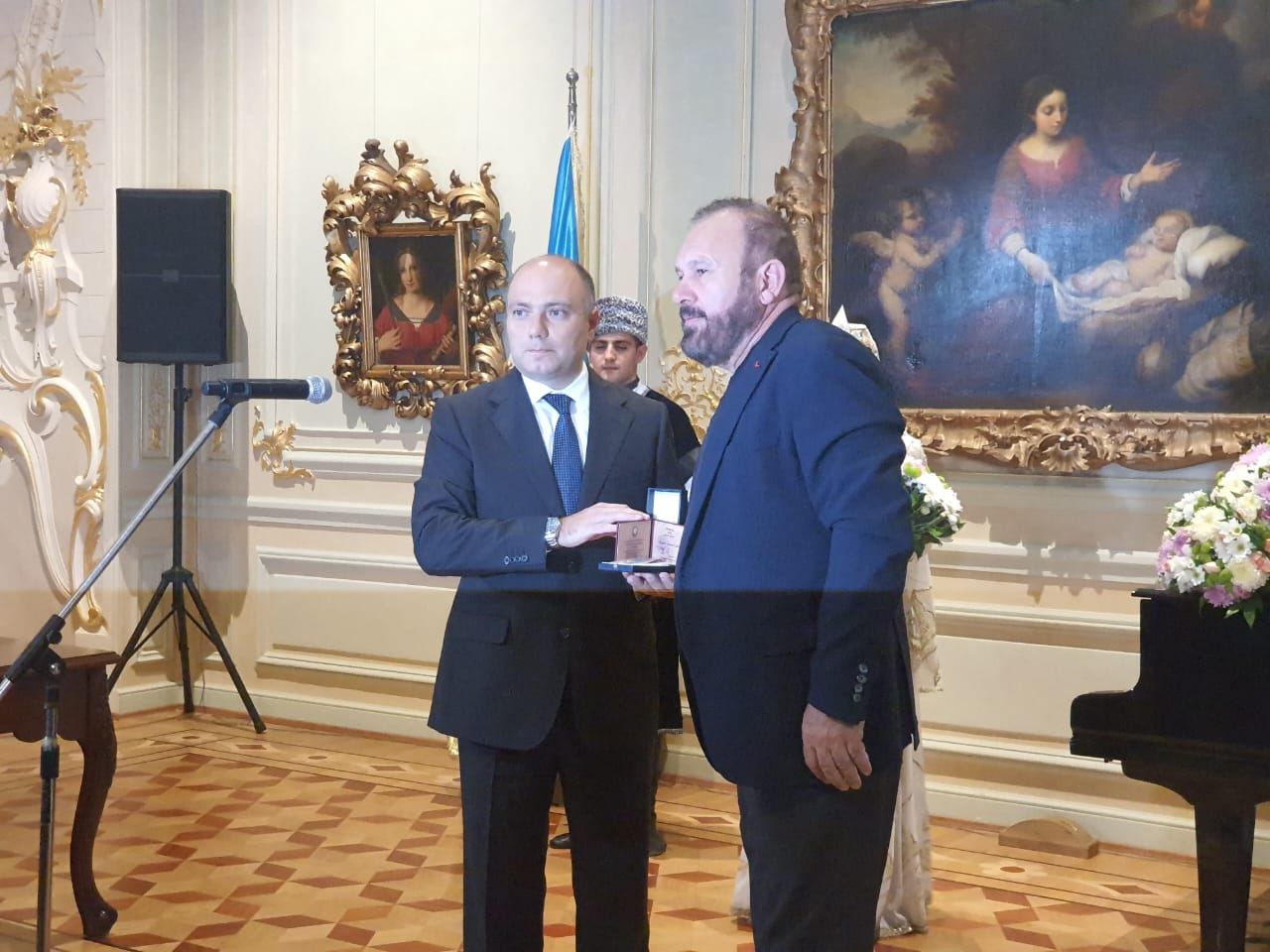 В Баку прошла церемония вручения государственных наград деятелям культуры (ФОТО)