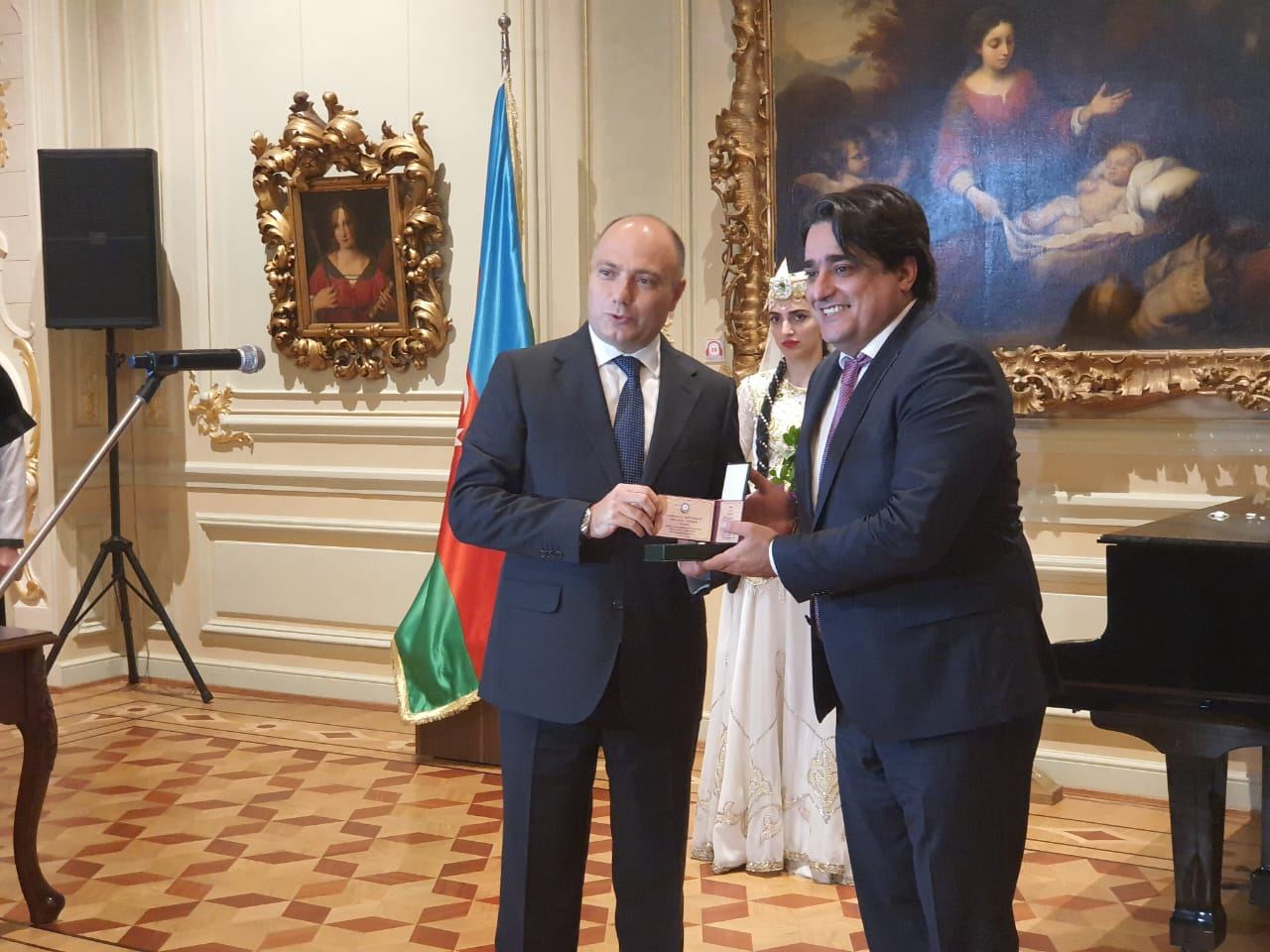 В Баку прошла церемония вручения государственных наград деятелям культуры (ФОТО)