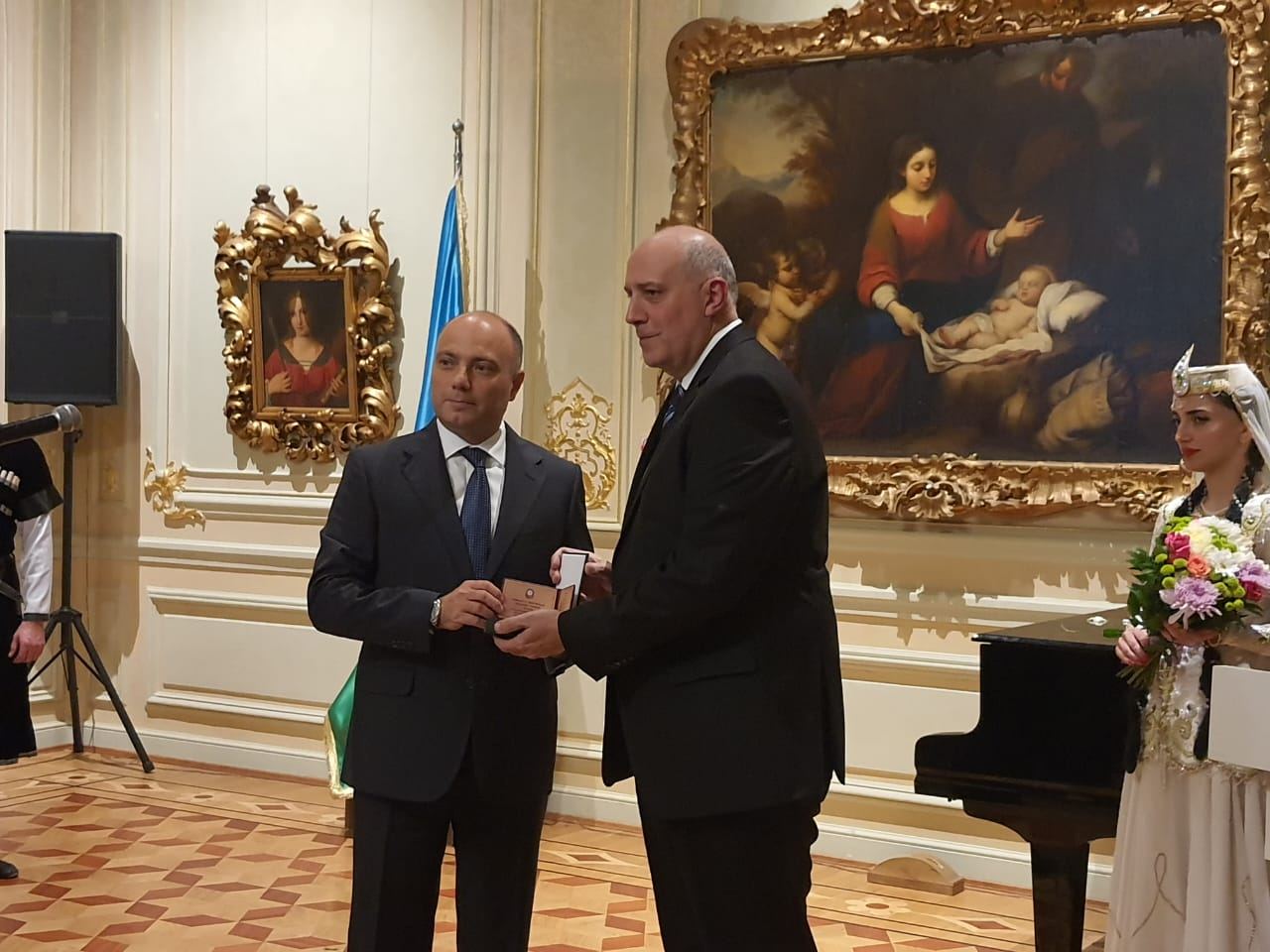 В Баку прошла церемония вручения государственных наград деятелям культуры (ФОТО)