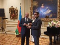 В Баку прошла церемония вручения государственных наград деятелям культуры (ФОТО)