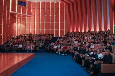 Старое радио в Шеки. Кудесник-портной, который 70 лет жизни посвятил любимой профессии (ФОТО)