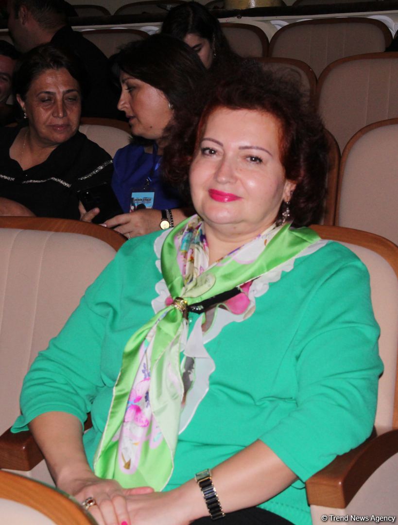 Айбениз Гашимова провела концерт, посвященный 100-летию своей наставницы, легендарной Шовкет Алекперовой (ФОТО)