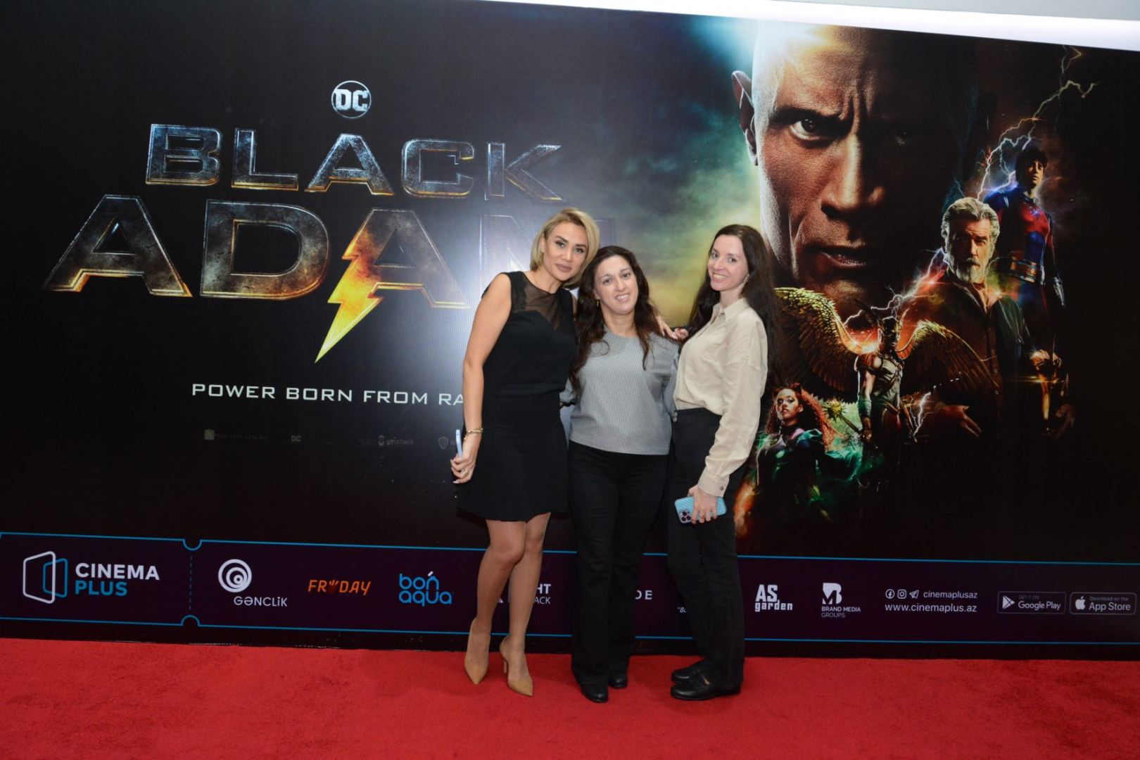 Дуэйн Джонсон в Баку реализовал давнюю мечту фанатов (ВИДЕО, ФОТО)