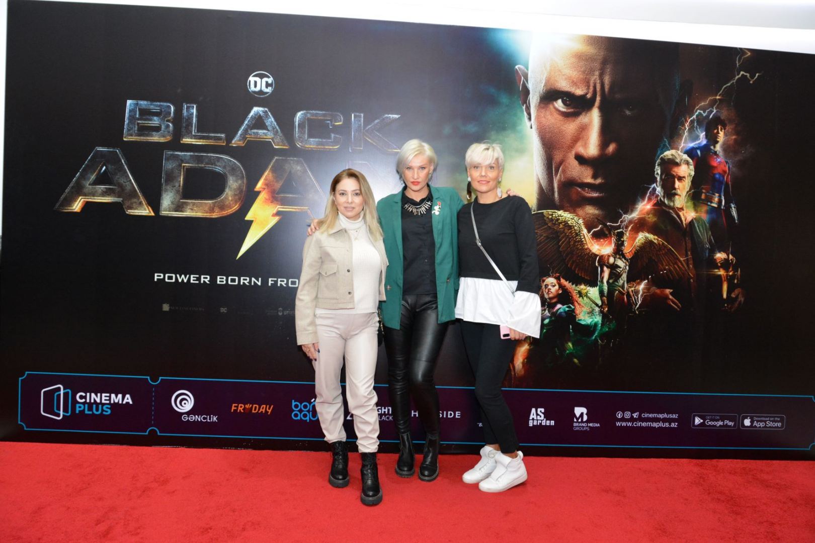 Дуэйн Джонсон в Баку реализовал давнюю мечту фанатов (ВИДЕО, ФОТО)