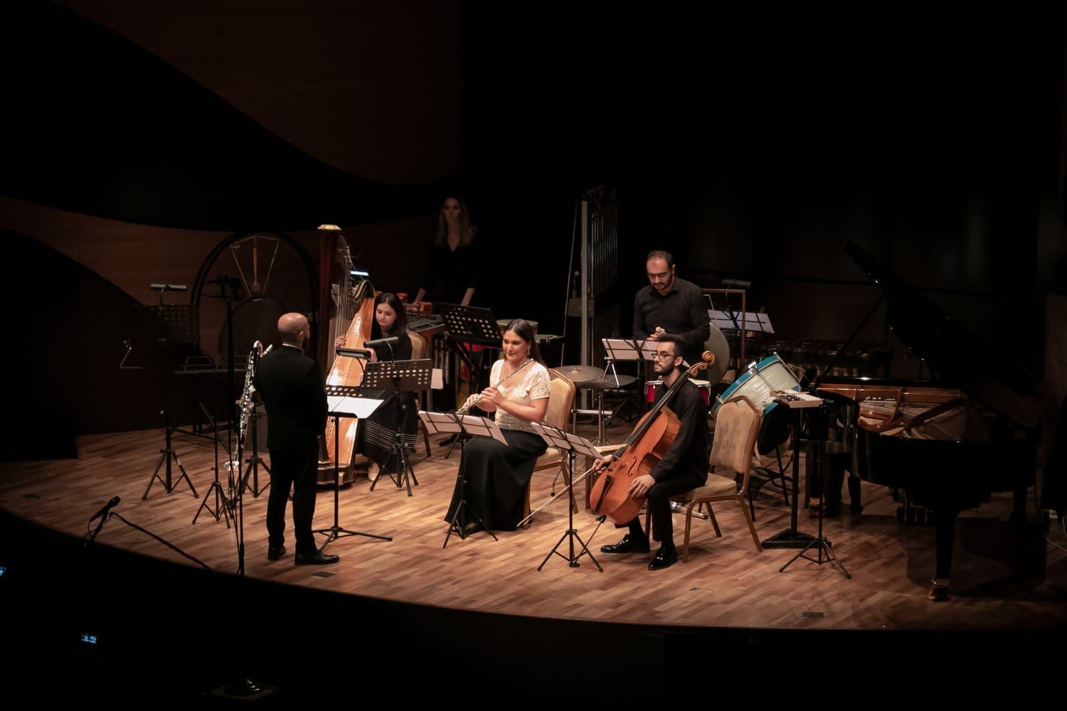 Священная аллегория, или Когда звучит музыка в вечернем Баку (ВИДЕО, ФОТО)