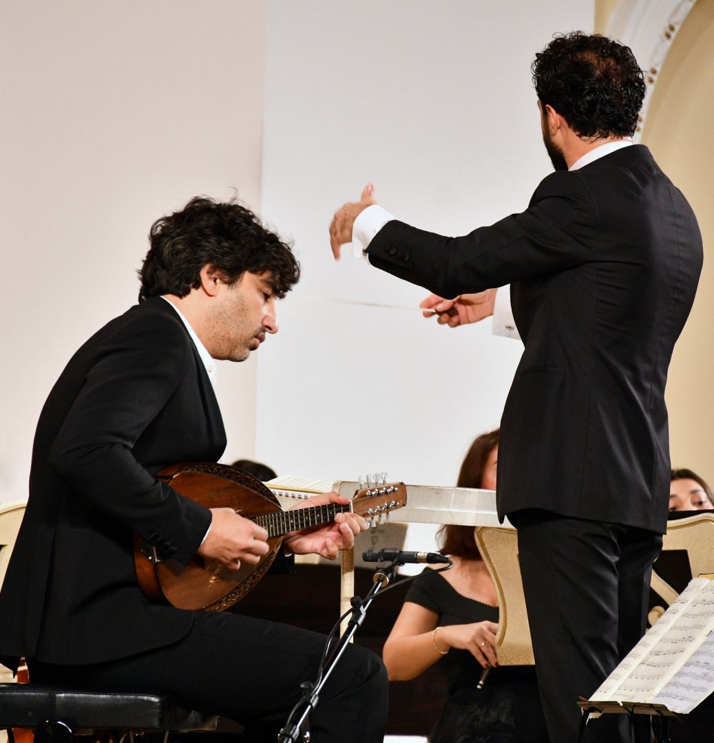 Впервые в Баку выступил известный израильский виртуоз Ави Авиталь (ВИДЕО, ФОТО)