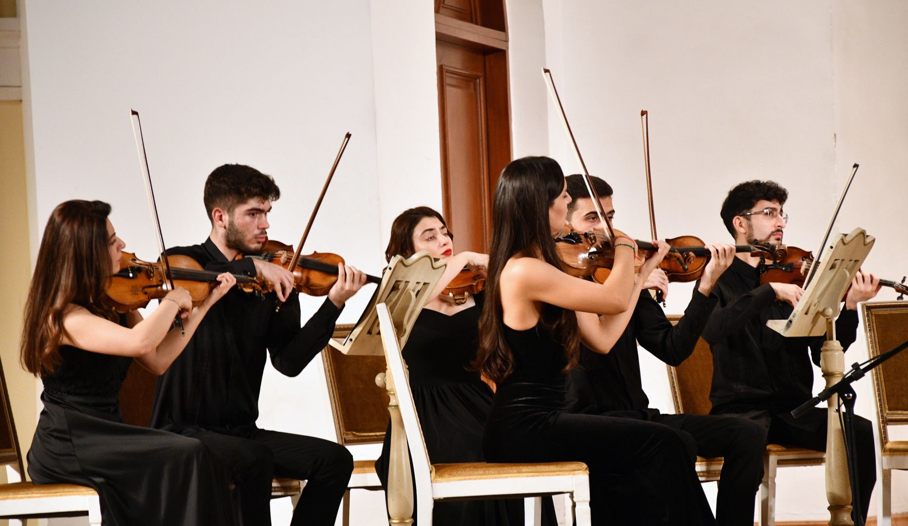 Впервые в Баку выступил известный израильский виртуоз Ави Авиталь (ВИДЕО, ФОТО)