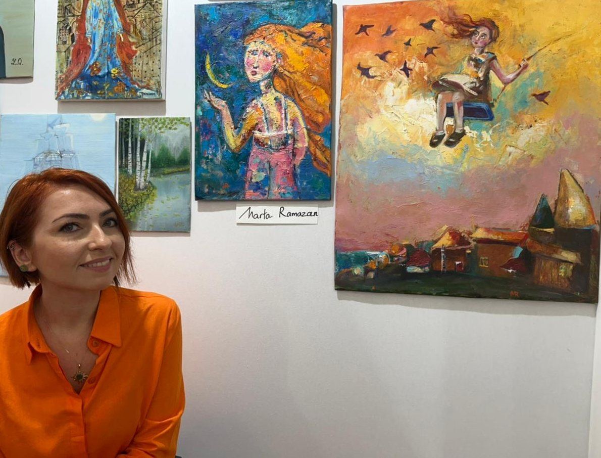 Нигяр Нариманбекова представила работы азербайджанских художников в Carrousel du Louvre в  Париже (ФОТО)